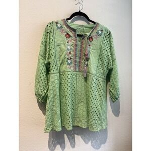 All About‎ Her Pastel Green Floral Embroidered Boho Cottagecore Peasant Top M